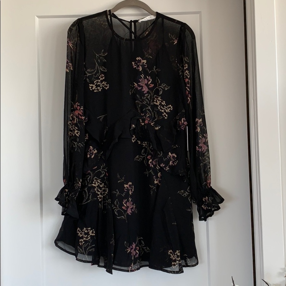 ASTR long sleeve dress